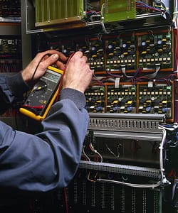 electrician-maintenance